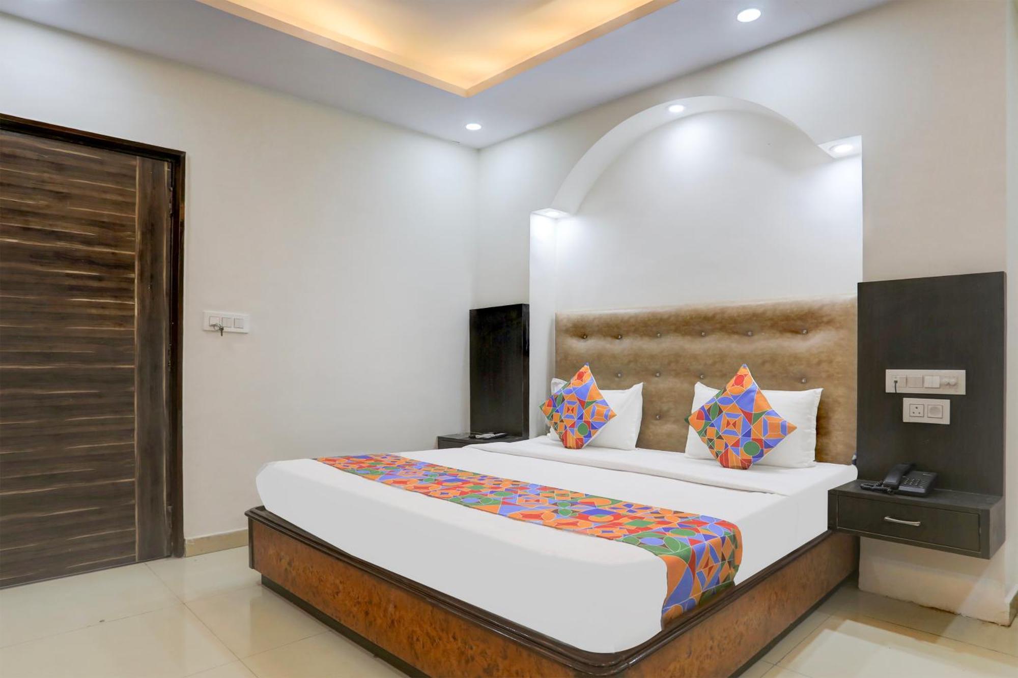Fabhotel Classic Μποπάλ Εξωτερικό φωτογραφία
